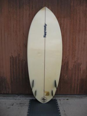 For Sale: 5'1" Romo Quad $40 - SOLD
Std. Romo shape from mid-1990's. Width=21 1/4", Thickness=2 1/4", Nose=17", Tail=16 3/4", double bump rounded pin, V-bottom. Probably good for 110 to maybe 130 lb. rider. Can be ridden as is but I would do some repair work if you want it to last. Local pickup only (I'm in Costa Mesa). Send me a PM if interested. Thanks.
