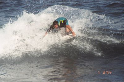 Matt Novakov
Free surfing at Paea, Tahiti
July 8, 2004
Matt with style
